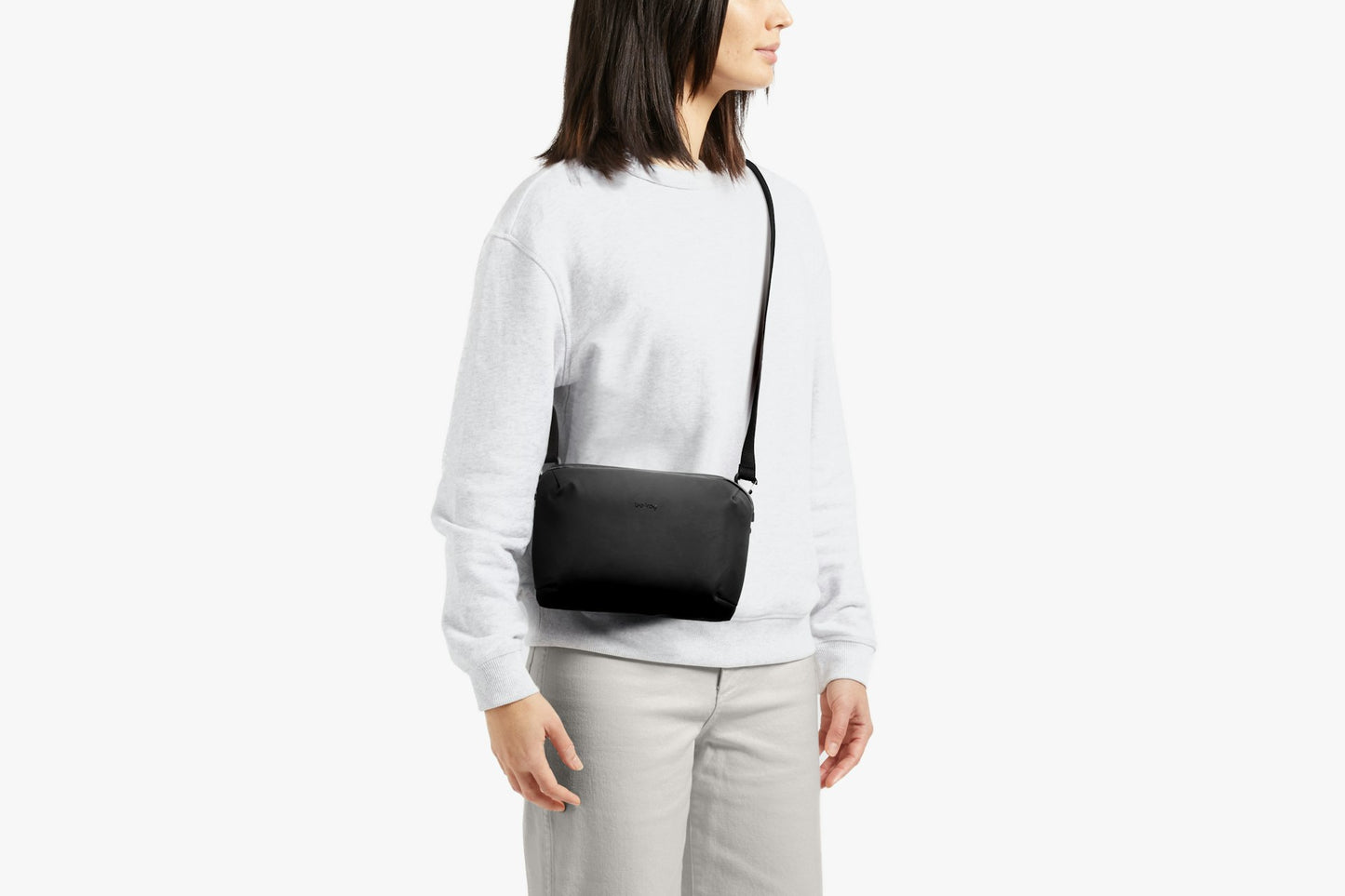 Venture Travel Crossbody - US 8589