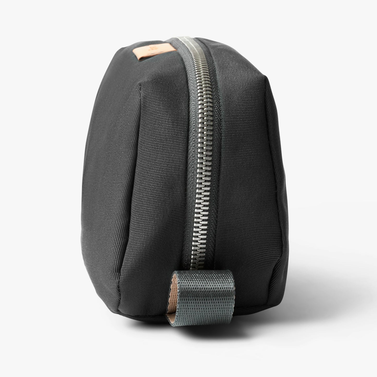 Toiletry Kit - US 8635