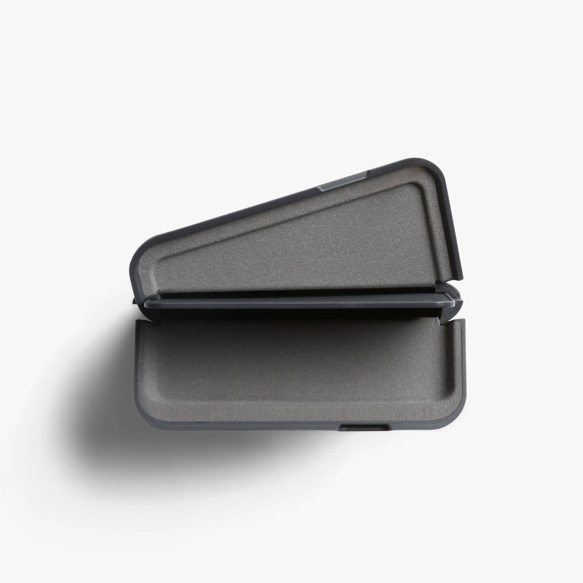 Flip Case - US 6703