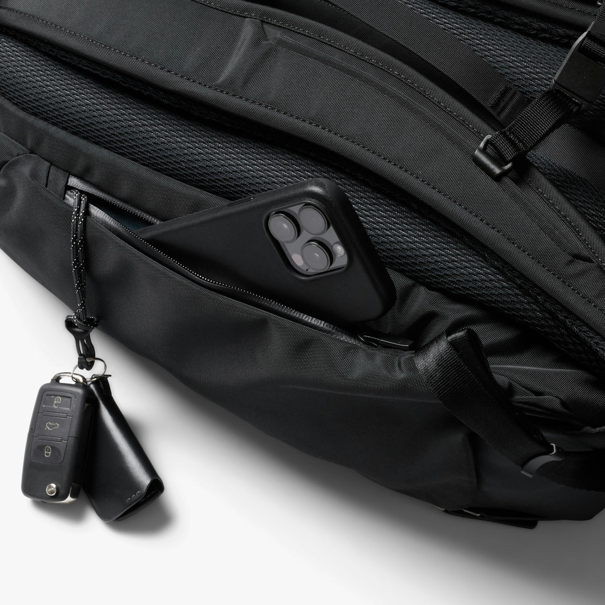 Transit Workpack Pro 22L - US 9779