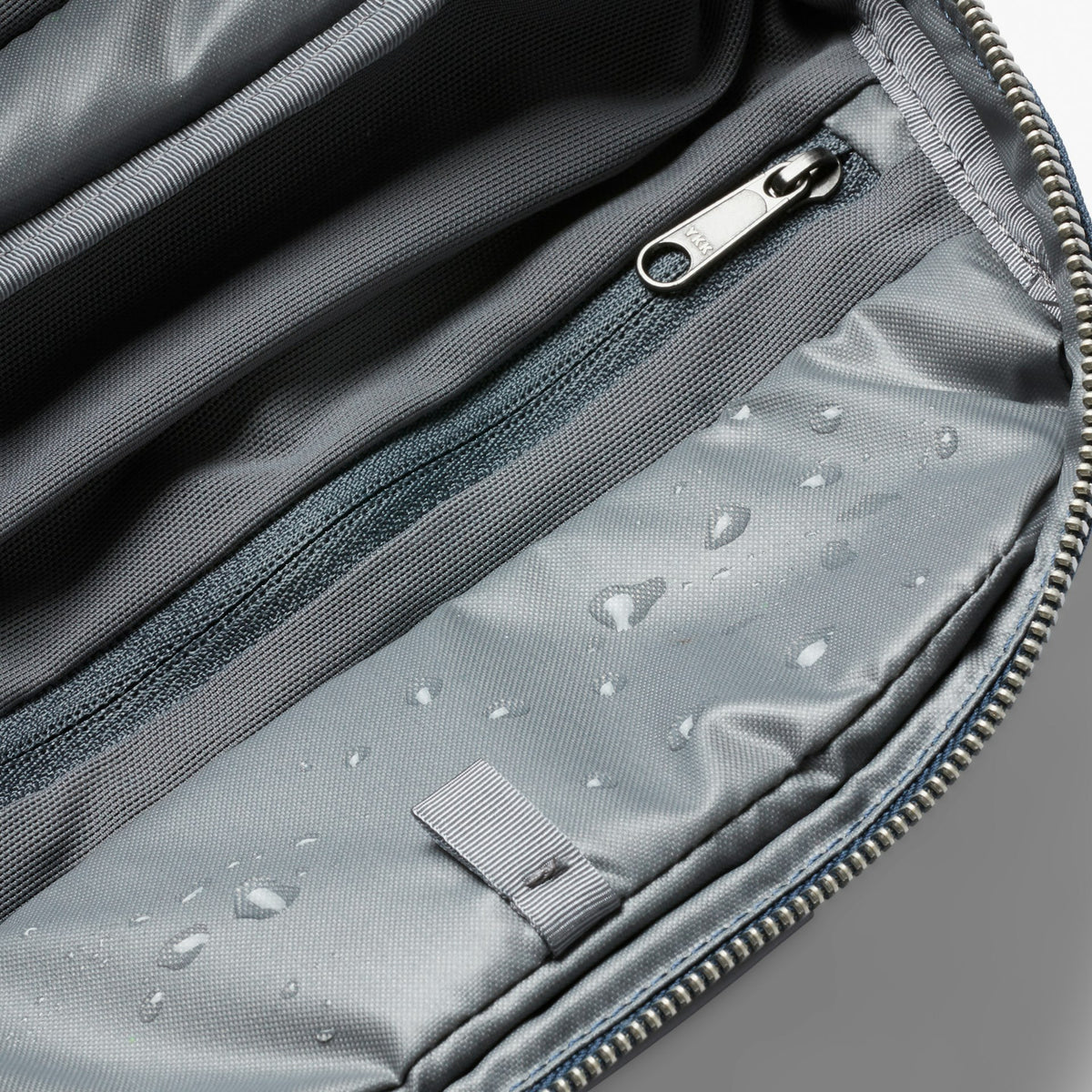Toiletry Kit Plus - US 3577