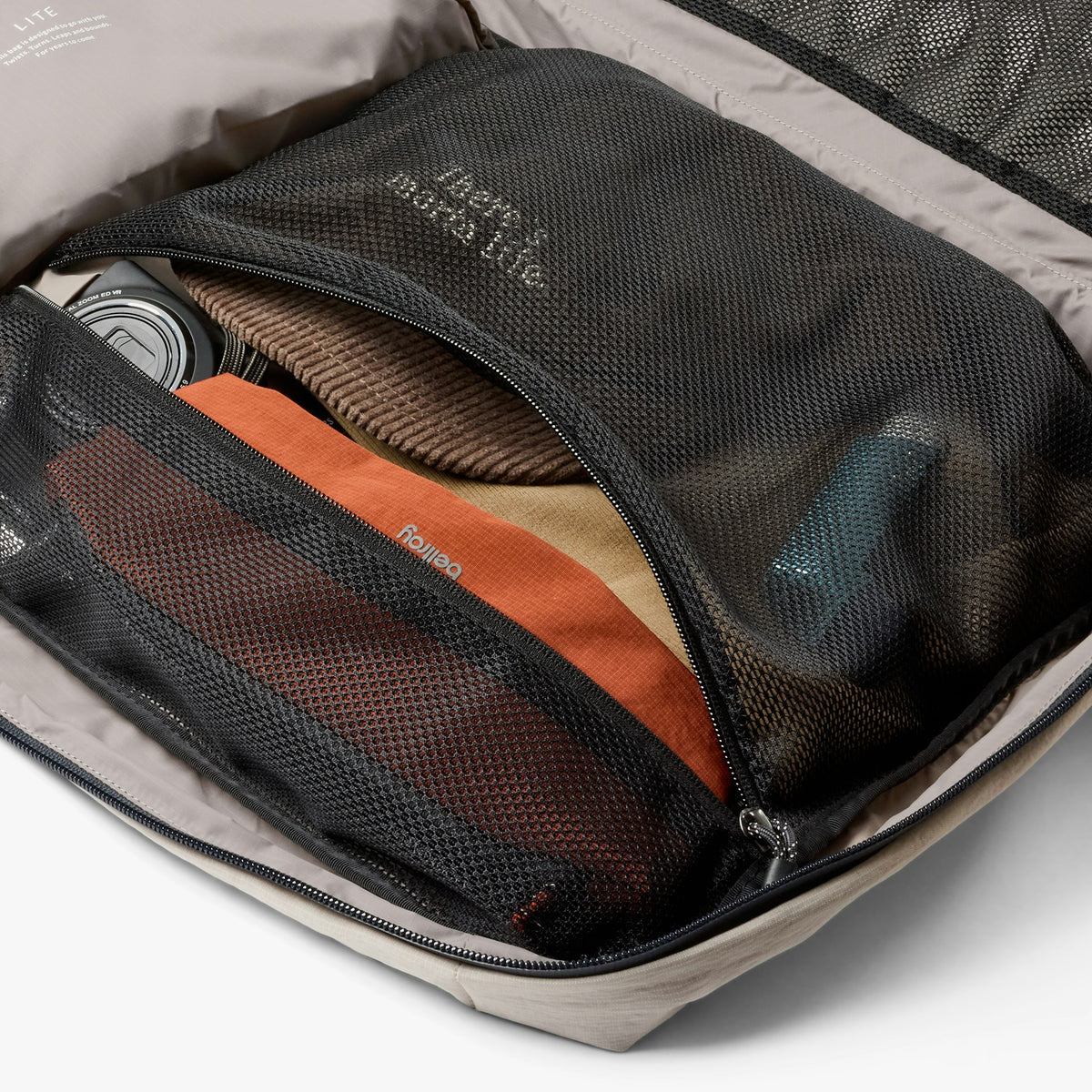 Lite Travel Pack 38L - US 2462